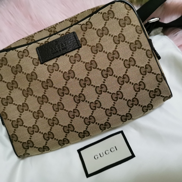 Gucci Belt Bag - Picture 2 of 4